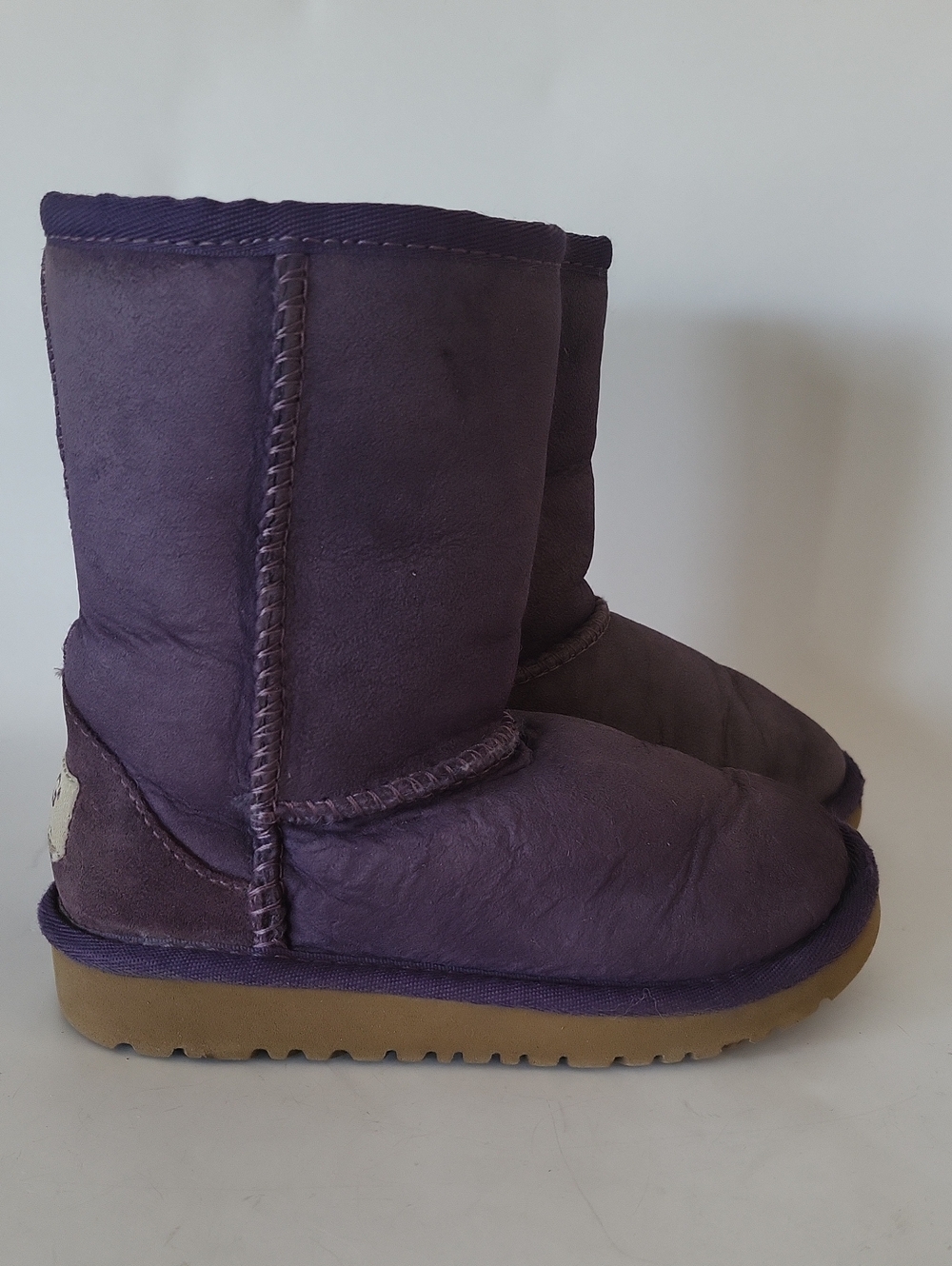UGG Australia Classic Short Boots in Purple Suede Size 10